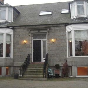Station View Guest House
